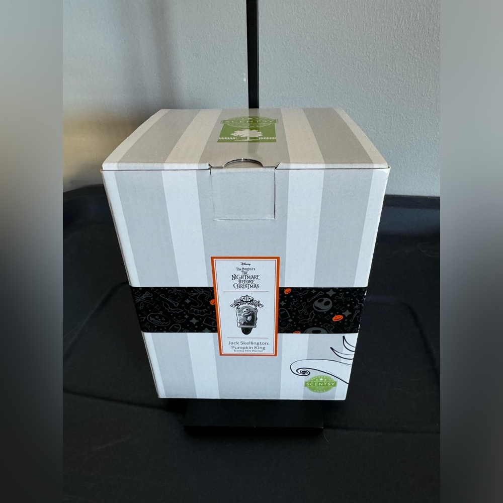Scentsy Jack Skellington Pumpkin King Mini Warmer NIB